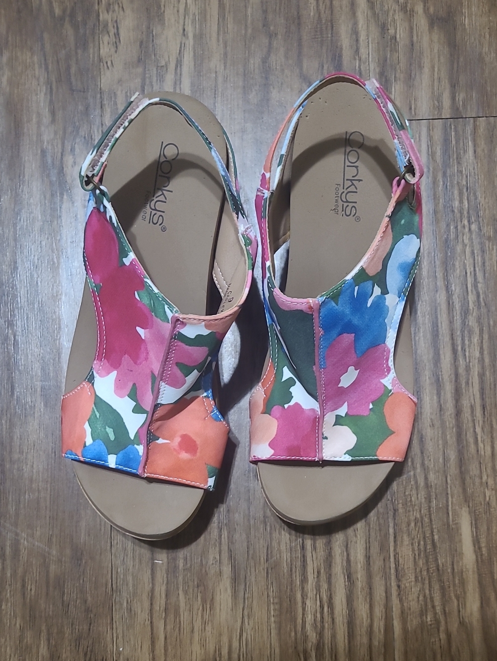 Corkys Carley Flowers Wedges Sz 9